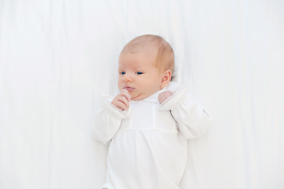 Lifestyle portraits for Newborn Photography session in Miami.