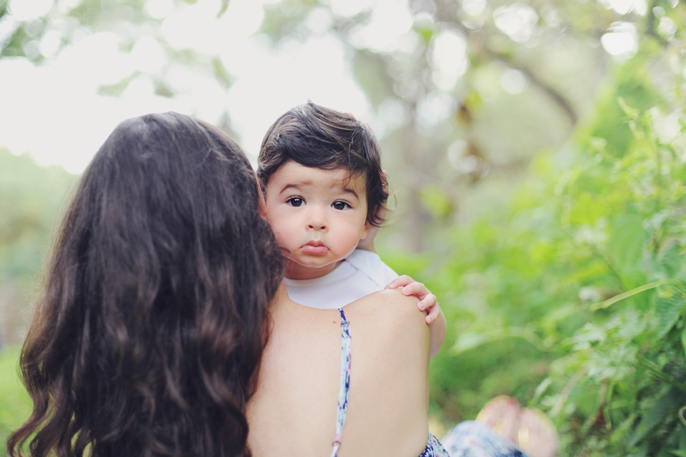 Natural light baby photographer.