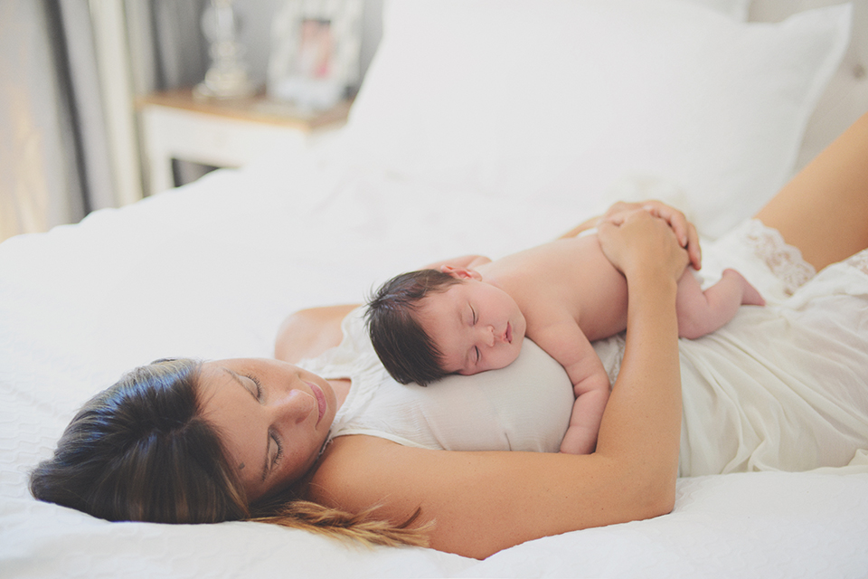 Mother and newborn miami phptographer